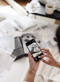 Person-on-iphone-scrolling-on-social-media