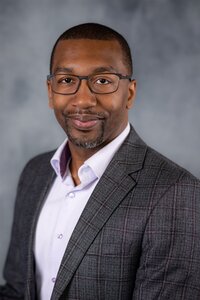 Headshot-Photographer-Kitchener-Waterloo-Corporate-Portrait-Parties-30