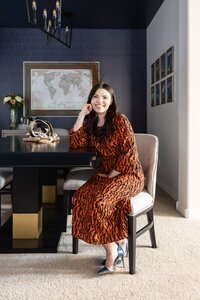 Stephanie Stuart interior designer in bold, Scottsdale, AZ dining room with wallpaper on ceiling