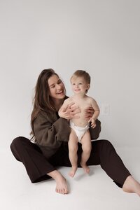 Boston Motherhood Photographer. Boston Motherhood Portraits. Boston Family Photographer. In studio motherhood portraits. Editorial Motherhood Portraits. North Shore Family Photographer. Deborah Zoe Photography.