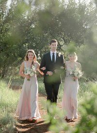 kendall-stephen-bw-theory-hill-country-wedding39_1
