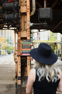 wedding planner in Chicago brand photo shoot