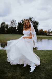Emily_JakeBlueBellCountryClubWedding-883