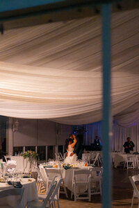 bride and groom private last dance at fairview metropolitan in oakland california