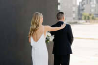 Outdoor couple portraits, fine art wedding photographer Kansas City — Elizabeth West Photography