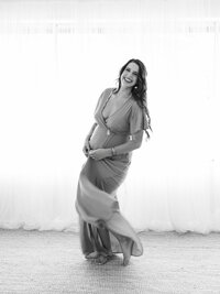 maternity session in Bend by Natalie Stephenson