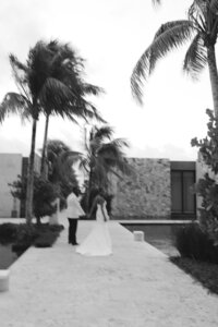 240608AMACHR_adv0108