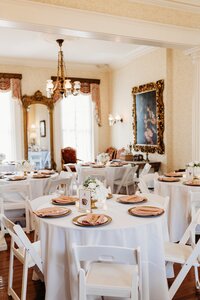 Best-Louisville-Kentucky-Wedding-Venues-Whitehall14