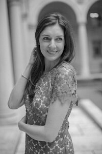 Boston Public Library Engagement photos. Deborah Zoe Photography. Boston Wedding Photographer.