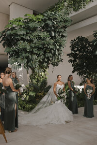 25011825BROJAK0094