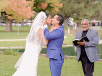 First kiss Indian wedding. Photo by 4Karma Studio