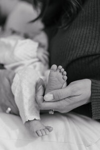 Denver-Colorado-Newborn-Studio-Photographer-275-B&W