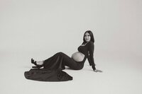 MariolisDarrinMaternityBW-25