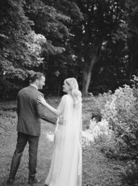 First Looks | Published Editorial Wedding Photographer | Juno by Julia C. Vona