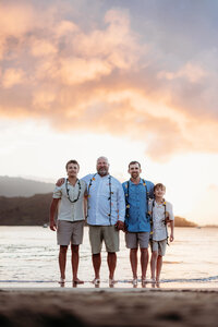 Extended Family Session at Hanalei Bay-14