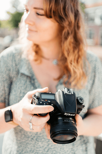 Close up van fotografe met camera