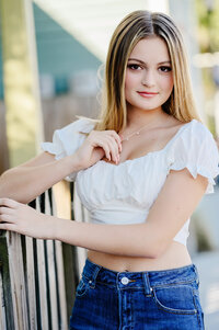 Jacksonville-Florida-senior-pictures-san marco-bartram-trail-3