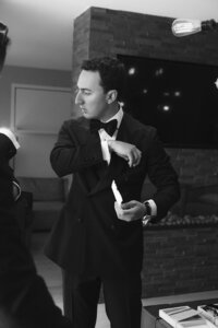 belle-haven-greenwich-film-wedding-photographer-love-melissa-32