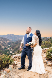 4Karma Studio Bride & Groom Topanga Canyon Overlook