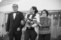 Saltwater-farm-vineyard wedding-photographer-kingdom-of-the-hawk.-2