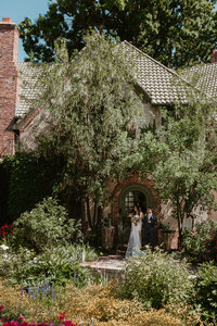Denver-Botanic-Gardens-Summer-Colorado-Wedding-05