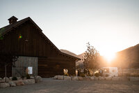 barn-at-sunset-ranch-photo-gallery-17