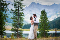 Vail wedding photographer Two One Photography at Piney River Ranch