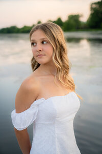 melmarie-photography-senior-photographer-Sussex-wi.jpg-069