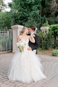 2027-wedding-trends35