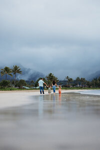 hanalei bay family photographer kauai-114