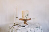 Minimal Wedding Cake in Charleston SC by Film Wedding Photographer Blair Worthington Photography