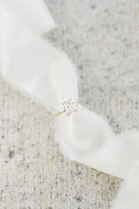 Engagement-ring-detail-photo