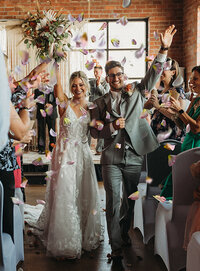 Quad Cities Unique Wedding Venue | The Stardust | Davenport, IA wedding photographer-2