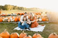 family mini engagement couple wedding christmas spring fall sessions maternity photographer wedding photography stuarts draft waynesboro charlottesville staunton34