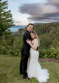 Bridal Portraits at vista house in the columbia river gorge.