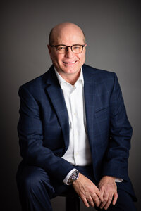 Professional headshot photographer kitchener cambridge and waterloo 1
