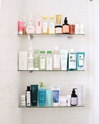 Beauty organization, bathroom inspo and skincare shelfie goals on collectionofvials.com.