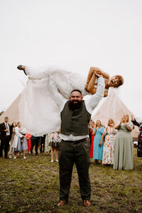 bride lift