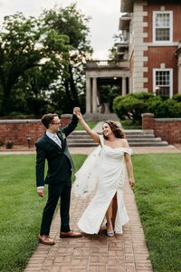 Best-Louisville-Kentucky-Wedding-Venues-Gardencourt13