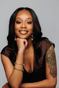 atlanta-studio-realtor-headshots-theglamcapturestudio-5