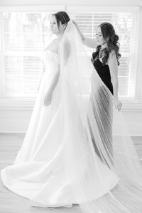 Kristen Weaver Photography Orlando Florida Destination Photographer Worldwide Wedding Editorial Fashion Inspired Clean Film Digital KWP Soft Classic 1067