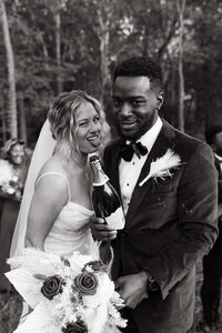 black-white-cincinnati-wedding-photo