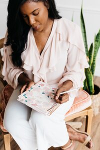alexa-williams-tl9jJ49fy1Q-unsplash