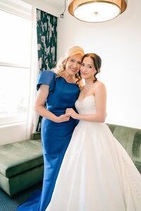 Reynoso-Clark-Bride-Getting-Ready-18