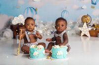 twin cake smash by philadelphia newborn photographer