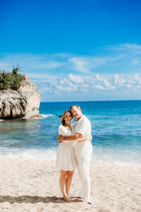 Mid Day Family Photos at Hyatt Grand Regency Poipu-6