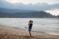 couples shoot in hanalei-12