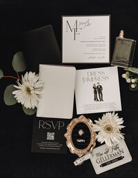 Davenport Wedding Venue | The Figge Museum Wedding | Quad Cities Wedding Photographer | Black Tie Wedding in Davenport, IA-3