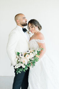 Kristen Weaver Photography Orlando Florida Destination Worldwide Wedding Photographer Named Top Wedding Photographer in World Editorial Fashion Inspired Clean Film Digital KWP Soft Classic18