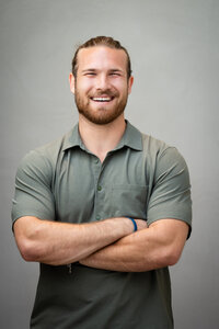 Dallas Fort Worth Headshot Photographer traditonal lifestyle on location in studio lightly photography-00054